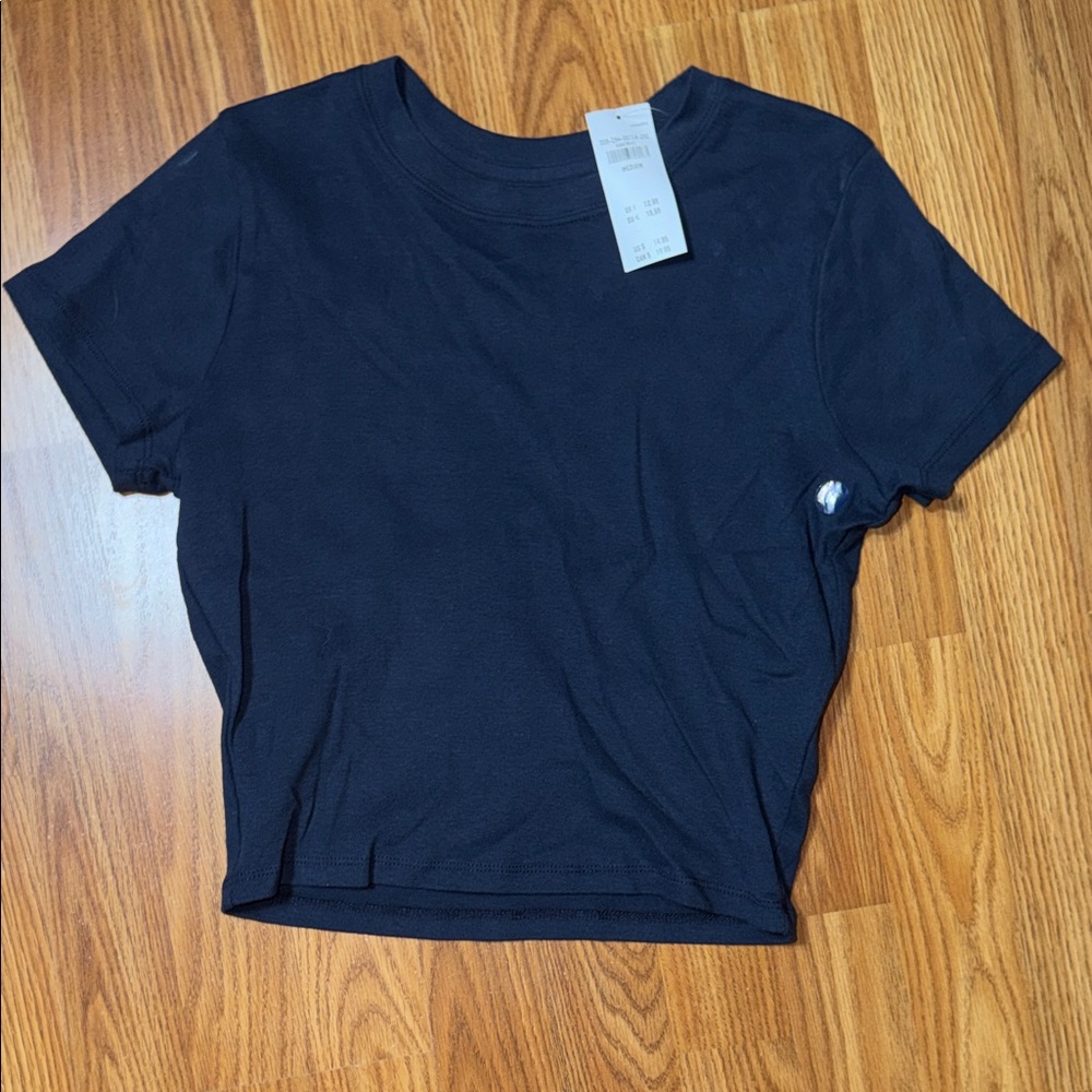 NWT Hollister Navy Women's Crop Top size Medium
